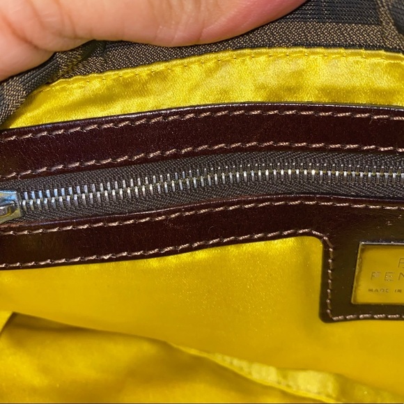 🛑SOLD🛑 Vintage FENDI Zucca Flower Motif Mamma Bucket Shoulder Bag - Picture 11 of 14